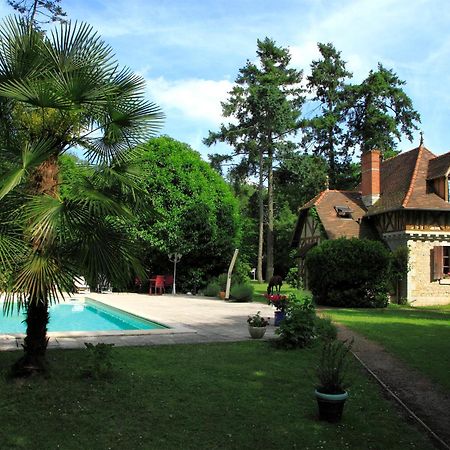 La Faisanderie Saint-Florent-sur-Cher Bagian luar foto